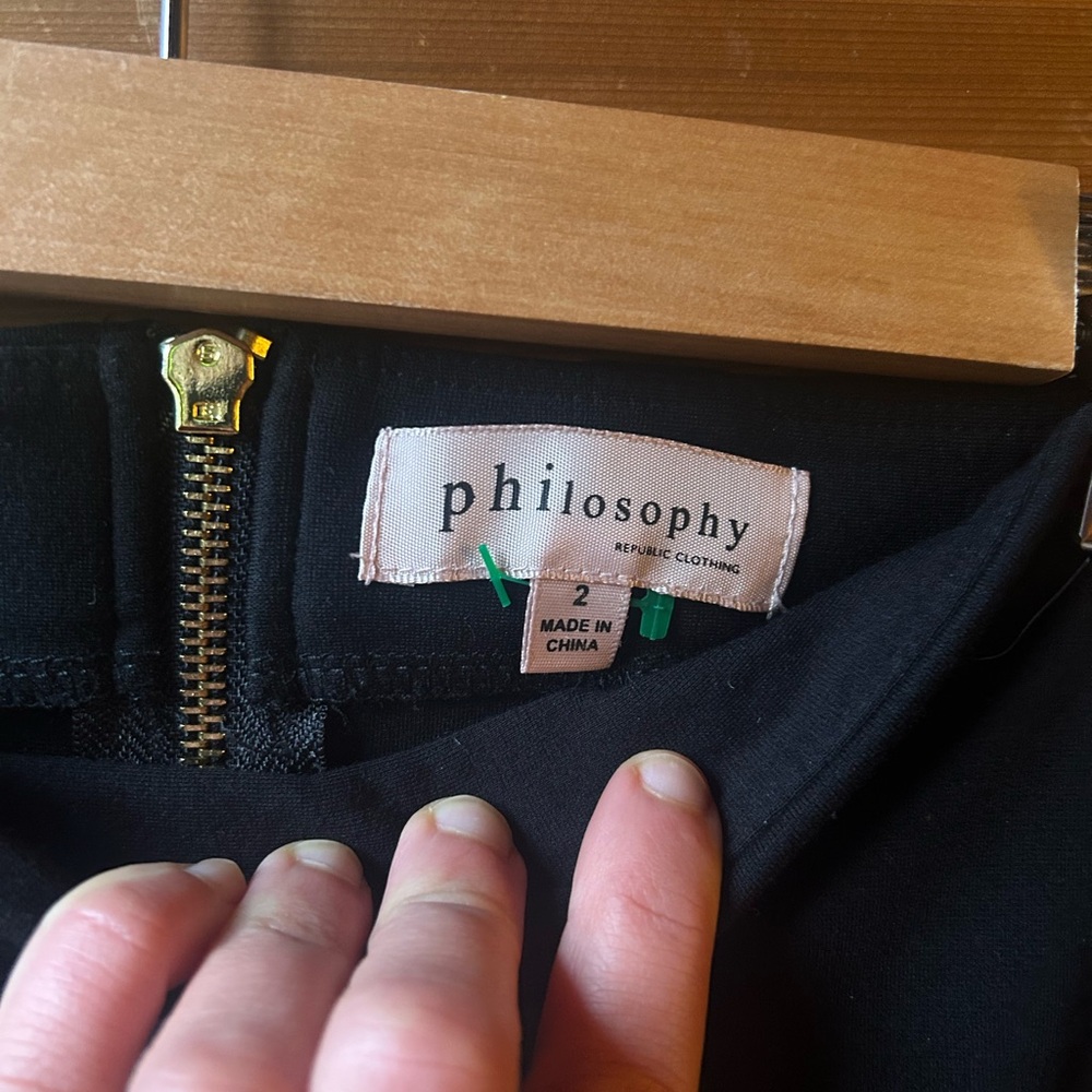 Philosophy black pencil skirt ✏️